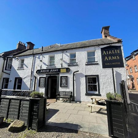 Airlie Arms Hotel Kirriemuir Eksteriør bilde