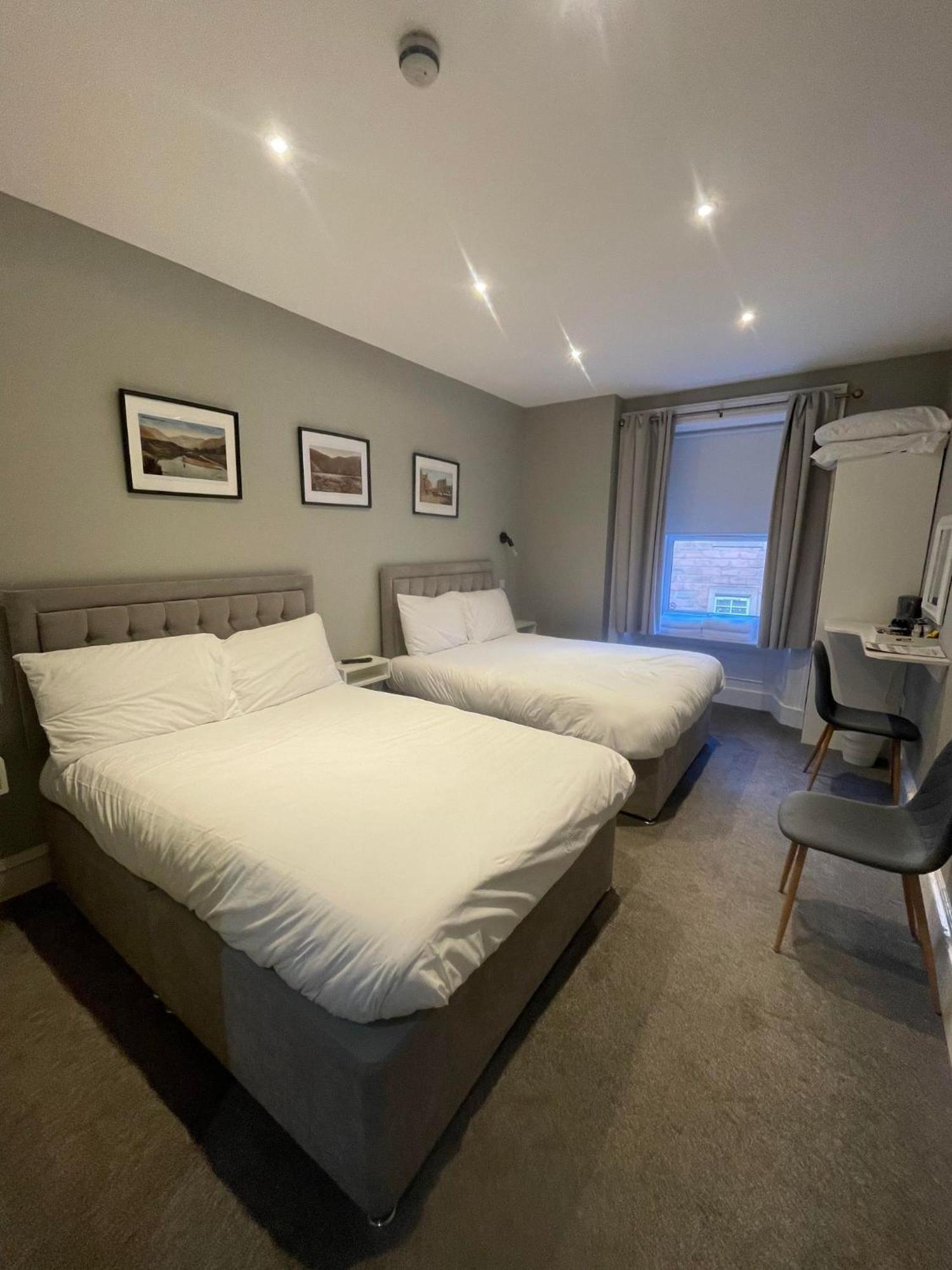 Airlie Arms Hotel Kirriemuir Eksteriør bilde